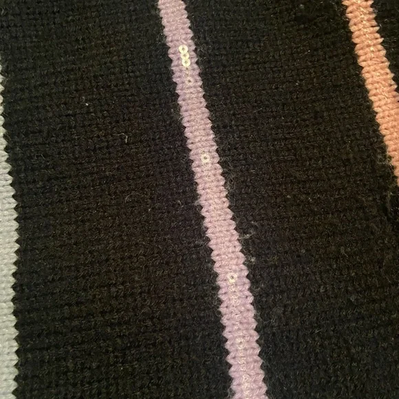 Rainbow sweater - Picture 3 of 3